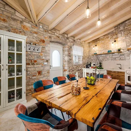 Awesome In With Wifi Vakantiehuis Vodnjan